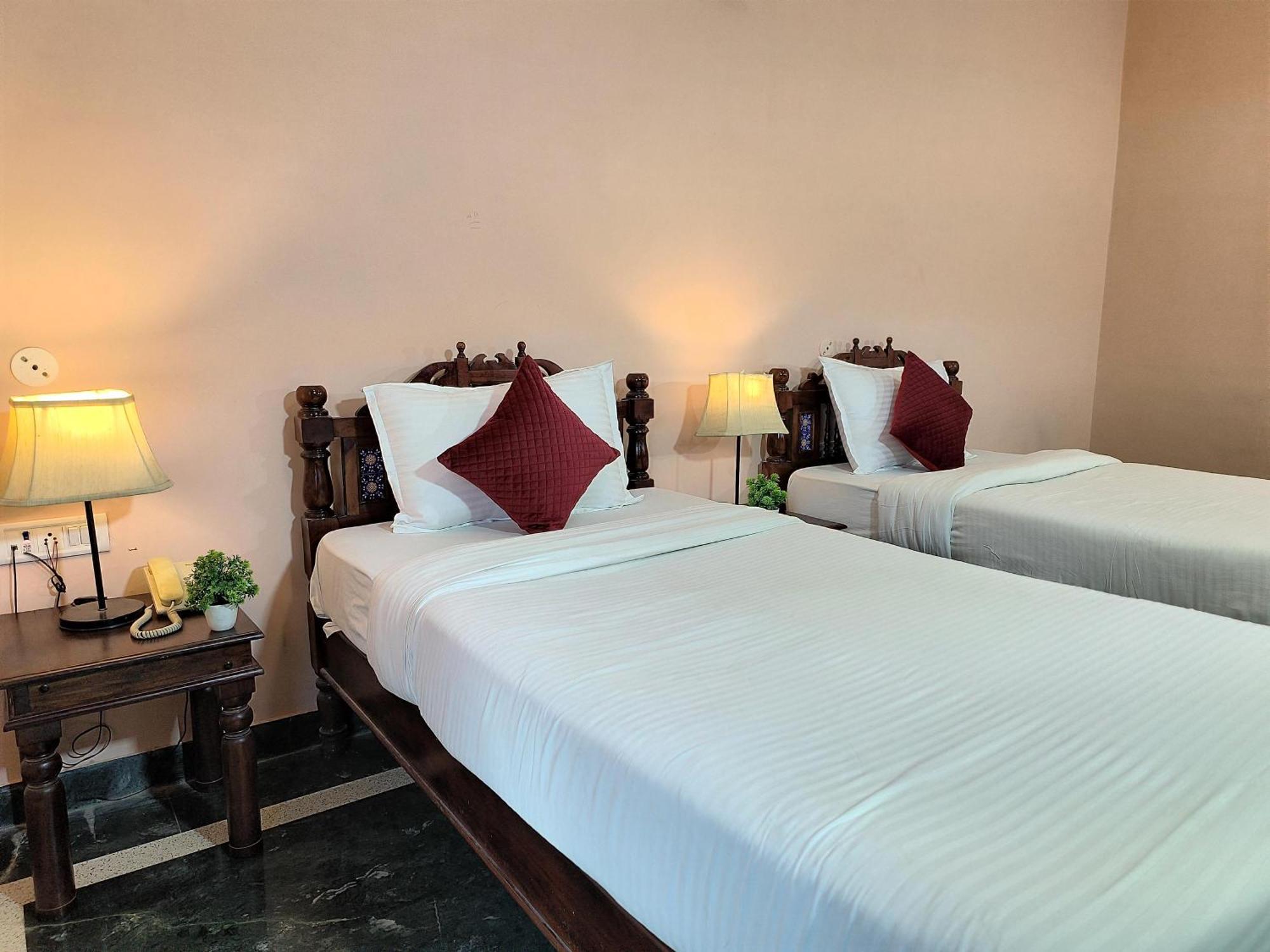 Sajjan Bagh Resort Пушкар Екстериор снимка